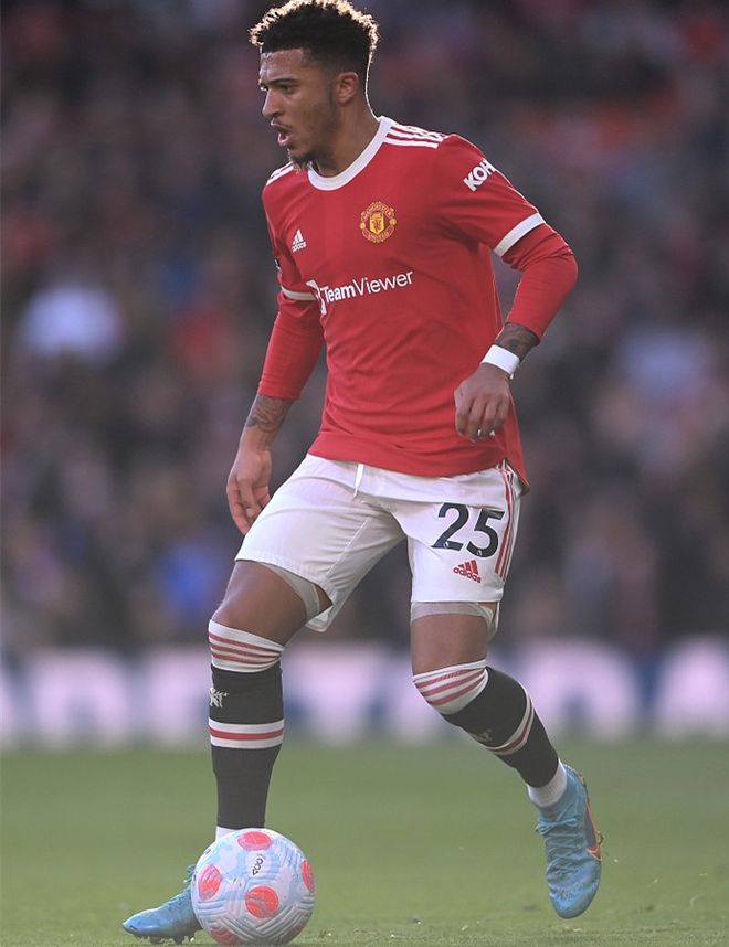 冲刺阶段布鲁克林篮网调整名单以备欧联洛杉矶湖人刷新队史纪录备战欧超杯之后，C罗在TL比赛中大胜的简单介绍